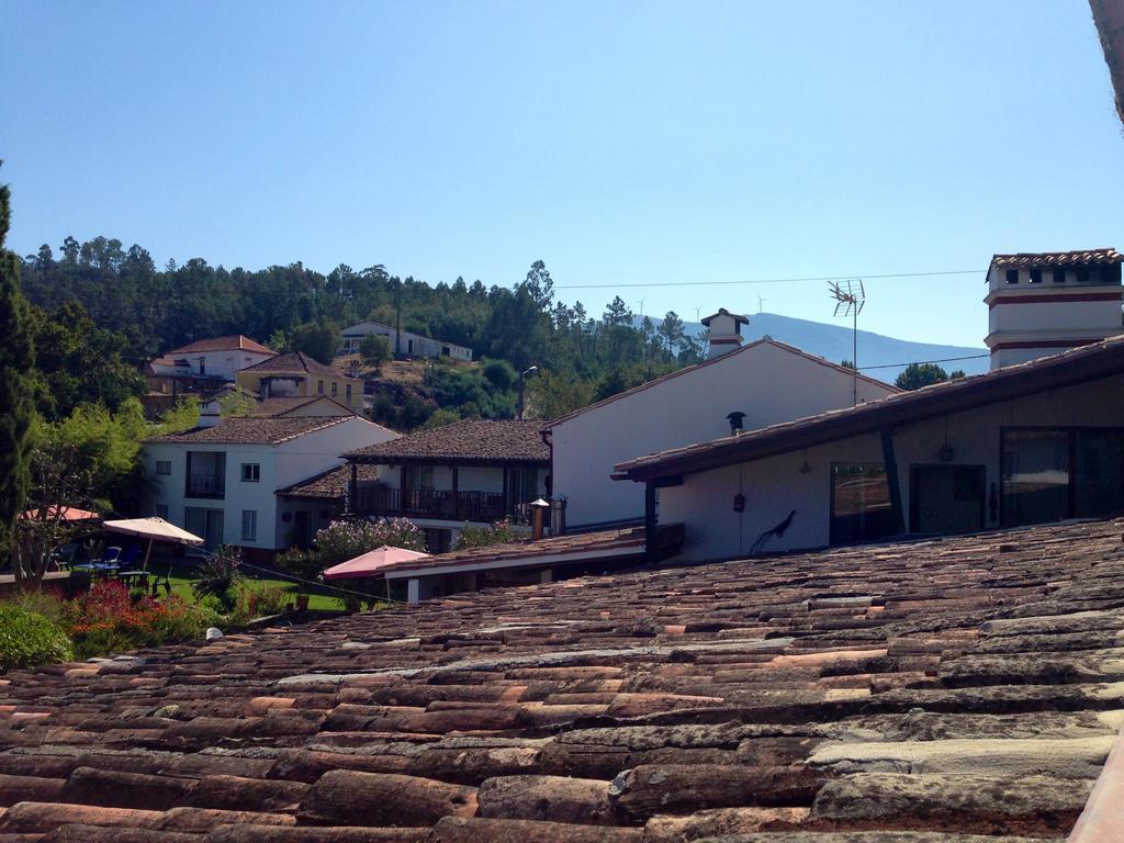 Quintal De Alem Do Ribeiro-Turismo Rural Lousa  Exterior photo