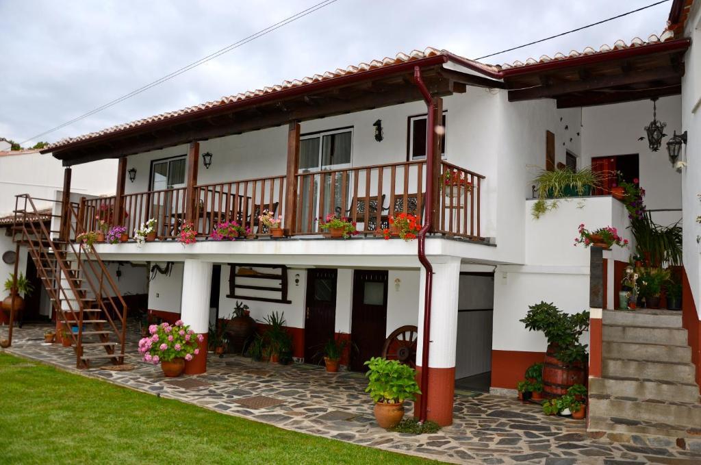 Quintal De Alem Do Ribeiro-Turismo Rural Lousa  Exterior photo